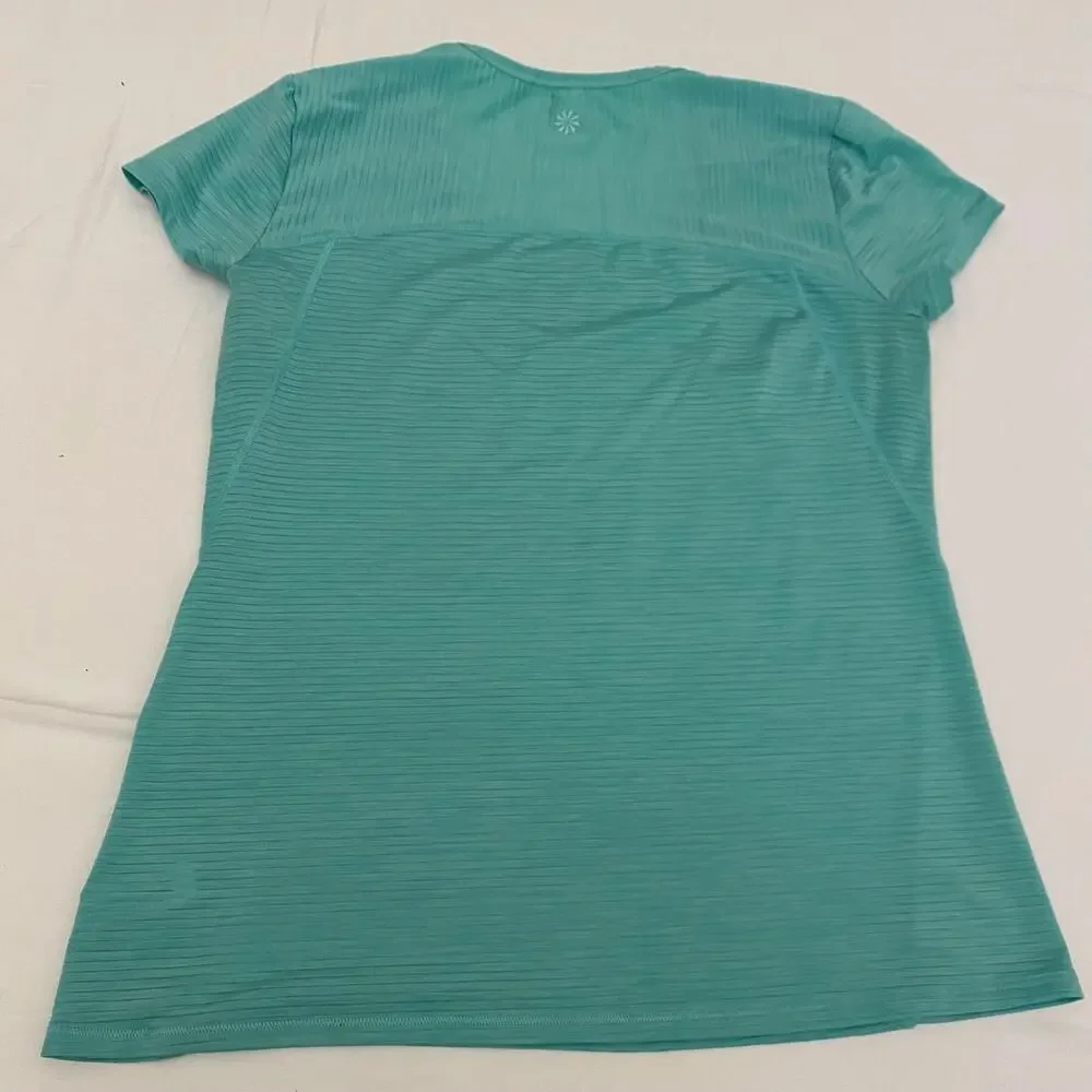 Women's Athleta Size Medium Round Neck Green Workout Short Sleeve T-Shirt Gym